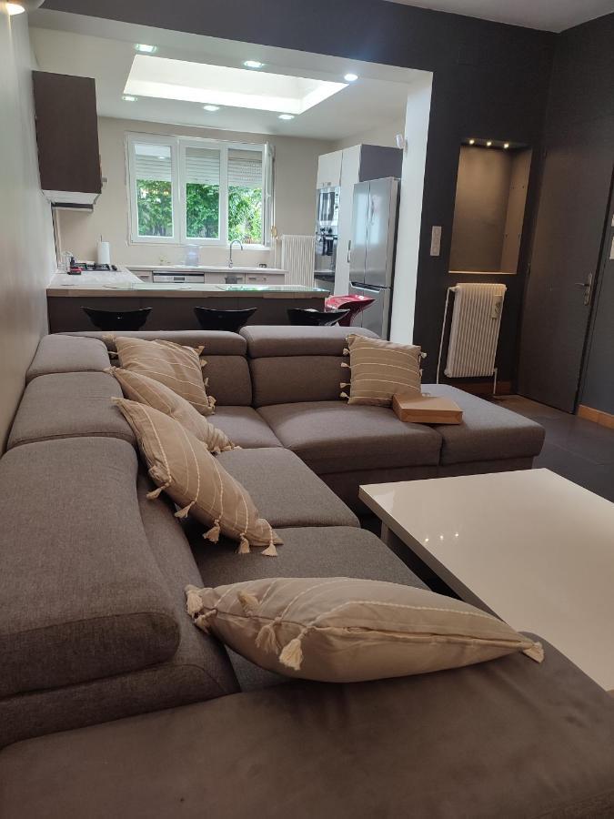 Chambre Prive Dans Une Maison Avec Terrasse Et Jardin Salles De Bain Partagees Apartment Lille Ngoại thất bức ảnh